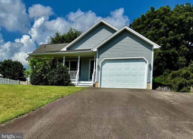 Property at 9903 Bethwood Dr, Fredericksburg, VA 22407, 3 beds, 2 baths