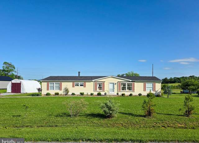 Property at 109 Drake Ave, Falling Waters, WV 25419, 4 beds, 2 baths