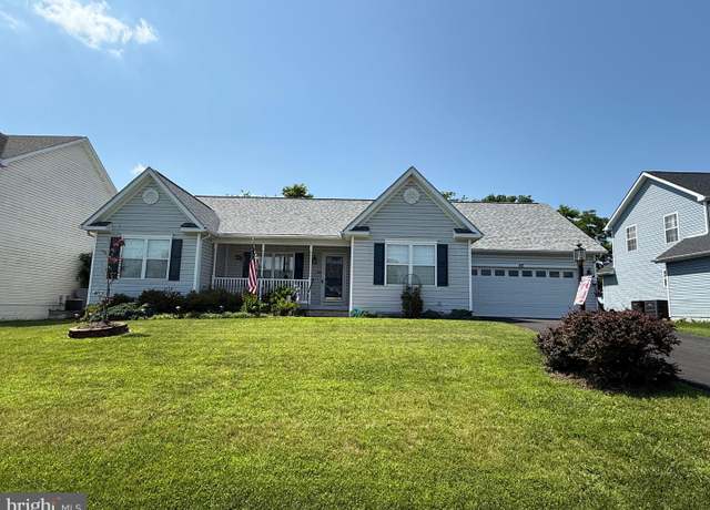 Property at 46 Carrera Ct, Inwood, WV 25428, 3 beds, 2 baths