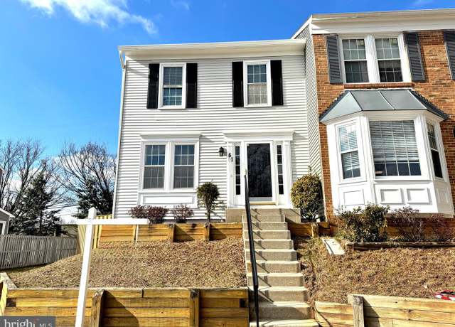 Property at 51 Drumcastle Ct, Germantown, MD 20876, 2 beds, 3.5 baths