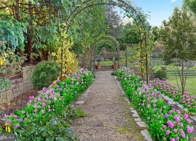 Property at 7116 Glenbrook Rd, Bethesda, MD 20814, 7 beds, 8 baths