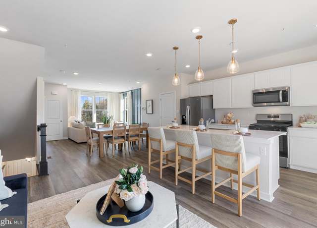 Property at 15002 General Lafayette Blvd, Brandywine, MD 20613, 4 beds, 3.5 baths