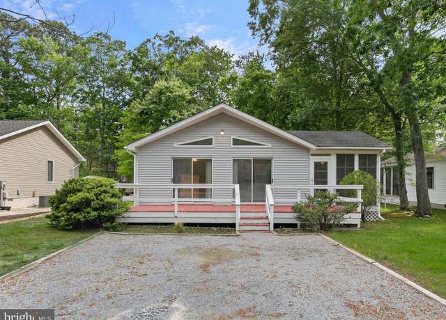Property at 1288 Ocean Pkwy, Berlin, MD 21811, 3 beds, 2 baths