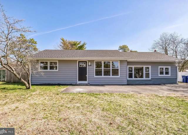 Property at 209 Manahawkin Trl, Browns Mills, NJ 08015, 4 beds, 1 bath