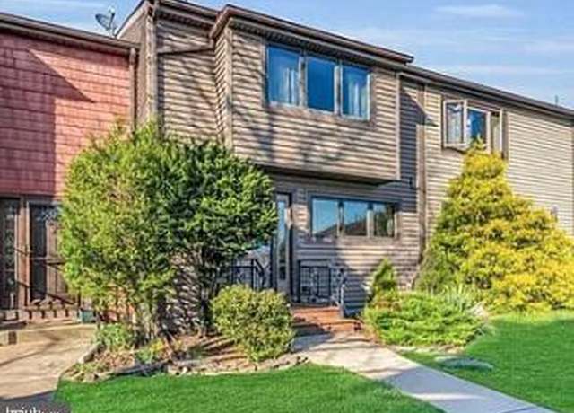 Property at 124 Brookside Ln, Hillsborough, NJ 08844, 3 beds, 3.5 baths