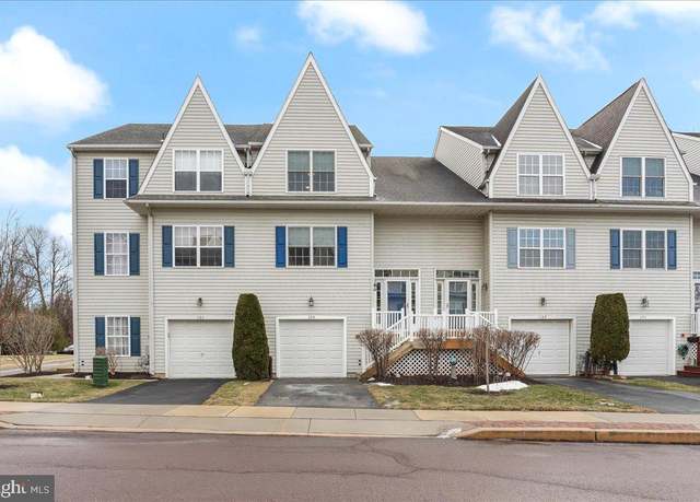 Property at 259 Buchanan Ct, Downingtown, PA 19335, 2 beds, 2.5 baths