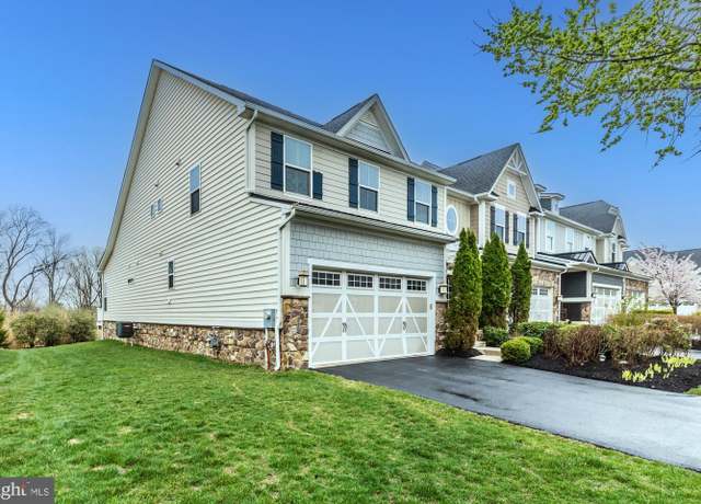 Property at 625 Cliff Ln, Malvern, PA 19355, 3 beds, 3.5 baths