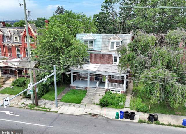 Property at 919 E King St, Lancaster, PA 17602, 3 beds, 2 baths