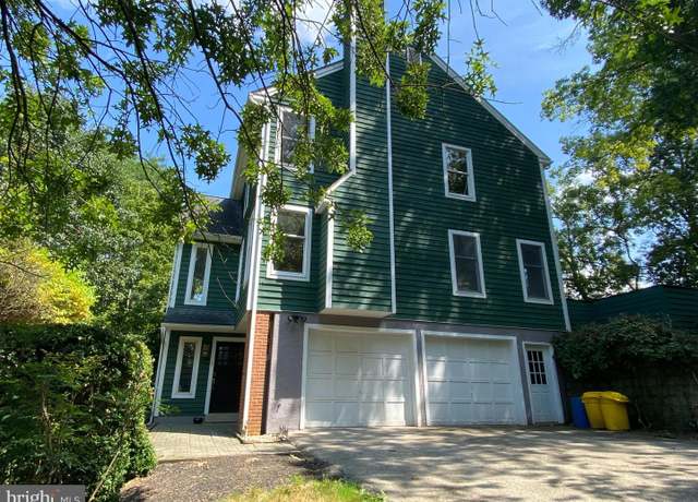 Property at 2 Biddlewoods Rd, Glenside, PA 19038, 3 beds, 3.5 baths