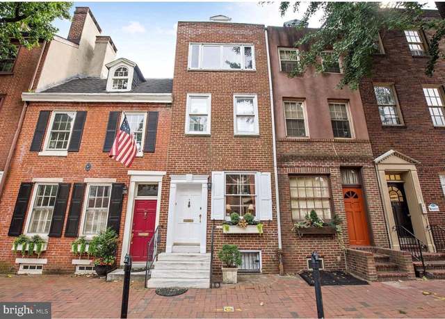 Property at 610 Pine St, Philadelphia, PA 19106, 4 beds, 2.5 baths