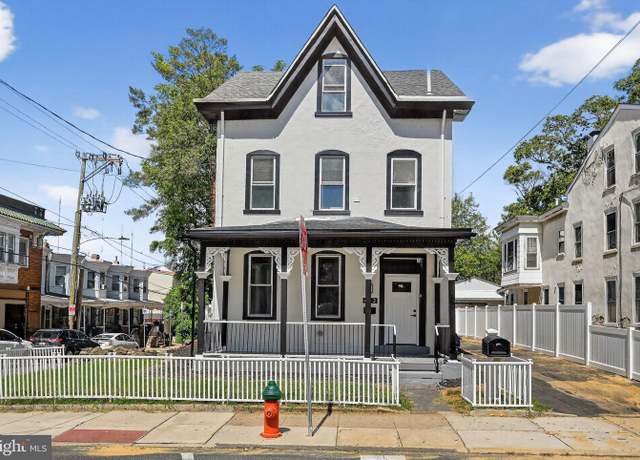 Property at 452 Green Ln, Philadelphia, PA 19128, 5 beds, 3.5 baths