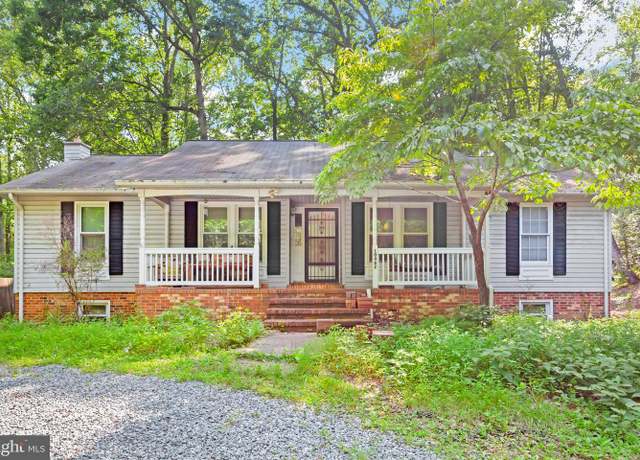 Property at 10482 Esquire Ln, King George, VA 22485, 5 beds, 3 baths