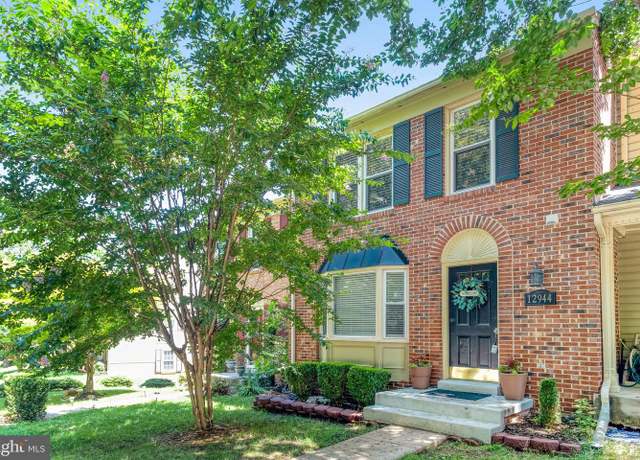 Property at 12944 Lockleven Ln, Woodbridge, VA 22192, 3 beds, 3 baths