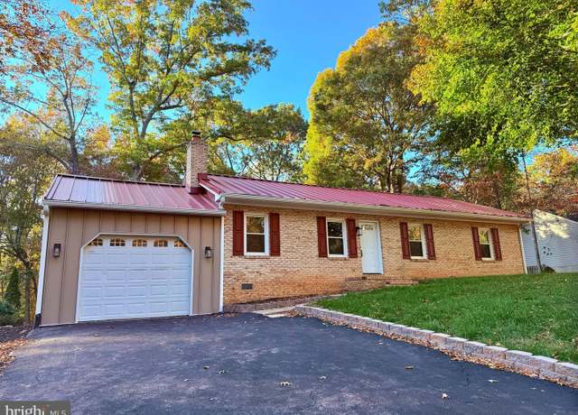 Property at 65 Boundary Dr, Stafford, VA 22556, 3 beds, 2 baths