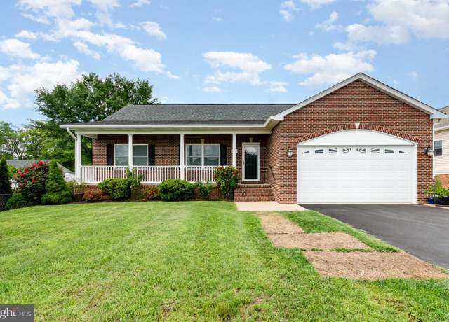 Property at 271 Deacon Rd, Fredericksburg, VA 22405, 4 beds, 3 baths