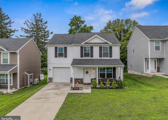Property at 87 Nathaniel Dr, Charles Town, WV 25414, 3 beds, 2.5 baths