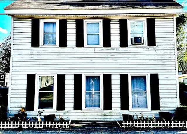 Property at 316 E Camden Wyoming Ave, Camden, DE 19934, 3 beds, 2 baths