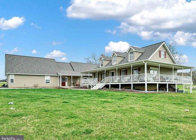 Property at 3875 Bark Hill Rd, Union Bridge, MD 21791, 6 beds, 4.5 baths