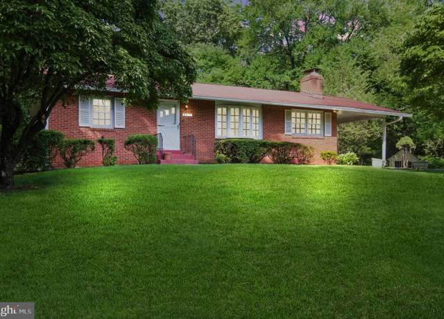 Property at 9511 Stewartown Rd, Gaithersburg, MD 20879, 3 beds, 3 baths
