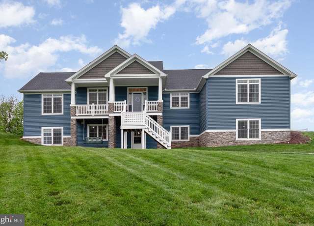 Property at 5001 Beagle Rd, Elizabethtown, PA 17022, 5 beds, 4.5 baths
