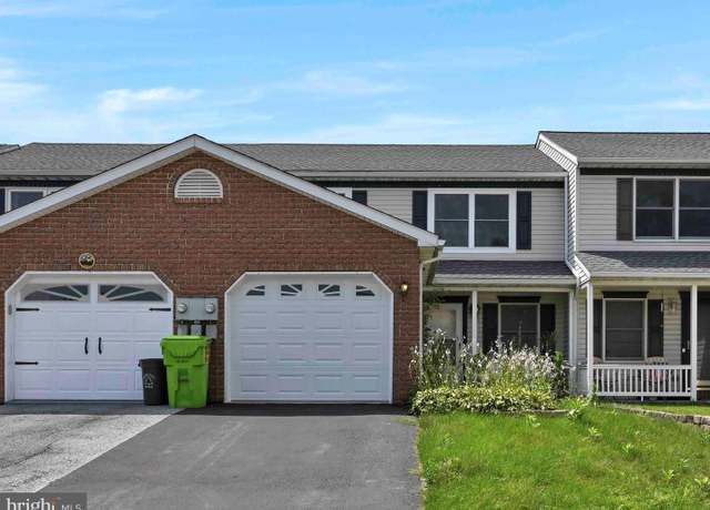 Property at 373 Acorn Cir, Lebanon, PA 17042, 3 beds, 2.5 baths
