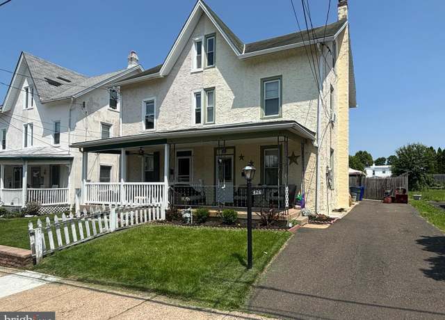 Property at 426 Maple St, Jenkintown, PA 19046, 3 beds, 1 bath