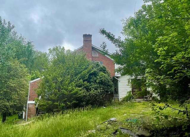 Property at 1295 Colvin Forest Dr, Vienna, VA 22182, 6 beds, 3.5 baths