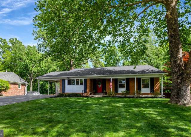 Property at 7631 Kingsbury Rd, Alexandria, VA 22315, 4 beds, 2 baths
