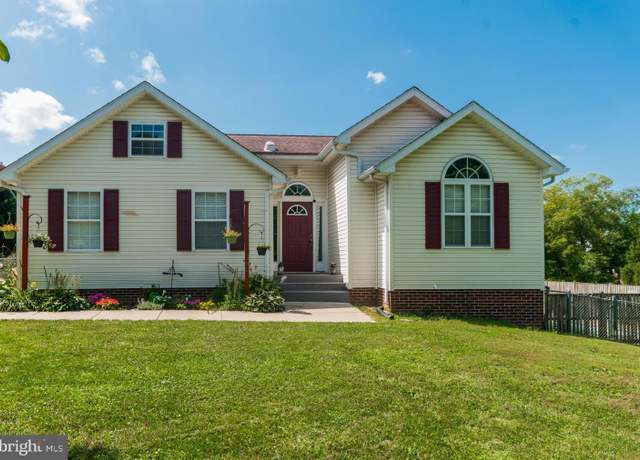 Property at 308 Redwood Ct, Harpers Ferry, WV 25425, 3 beds, 2 baths