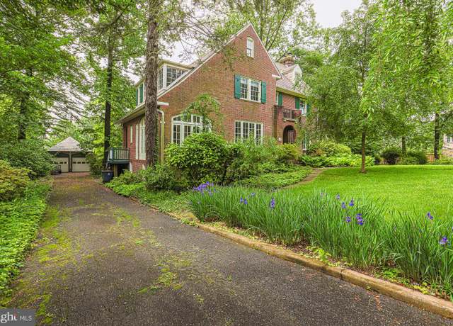 Property at 502 Woodside Rd, Baltimore, MD 21229, 6 beds, 3.5 baths