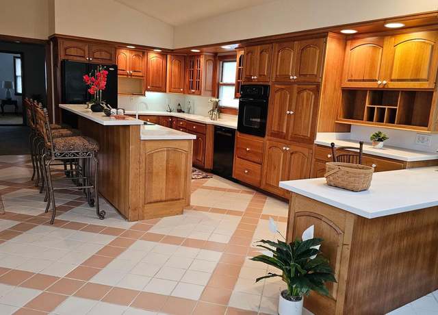 Property at 13870 Dowell Rd, Solomons, MD 20688, 3 beds, 2 baths