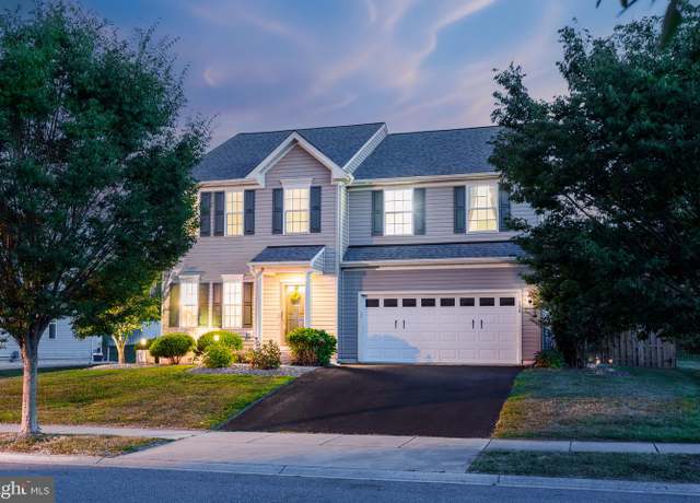 Property at 206 Magnolia Dr, Elkton, MD 21921, 4 beds, 2.5 baths
