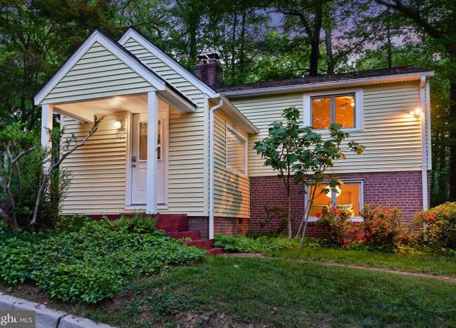 Property at 925 Sligo Creek Pkwy, Takoma Park, MD 20912, 3 beds, 1.5 baths
