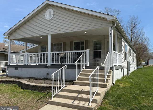 Property at 1616 Pennsylvania Ave #224, Vineland, NJ 08361, 3 beds, 2 baths