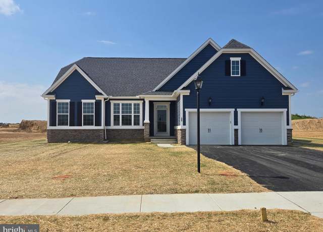 Property at 25 Buckskin Dr #73, Hanover, PA 17331, 4 beds, 2 baths