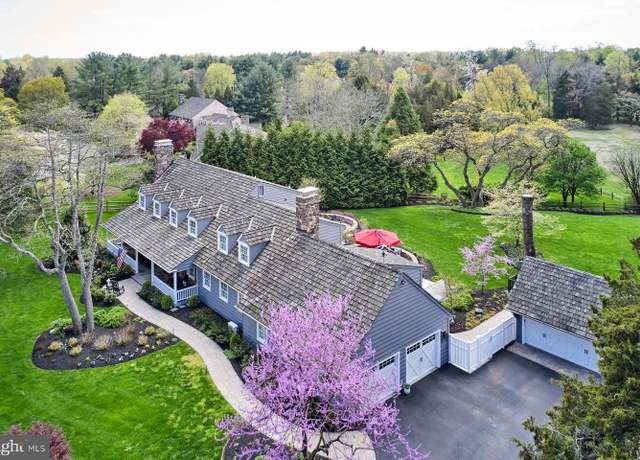 Property at 113 Cedar Glen Dr, New Hope, PA 18938, 5 beds, 4.5 baths