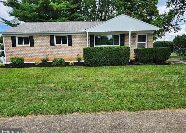 Property at 12 Rockaway Dr, Camp Hill, PA 17011, 3 beds, 1.5 baths