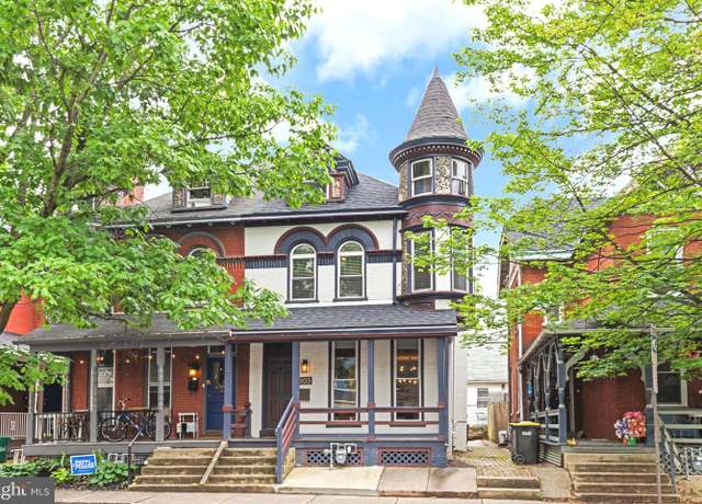 Property at 305 W Lemon St, Lancaster, PA 17603, 3 beds, 2.5 baths