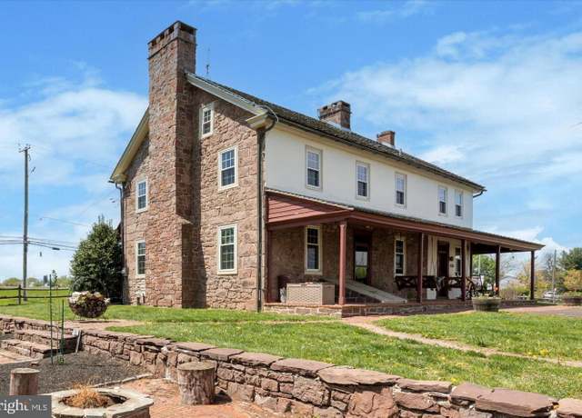 Property at 1935 Penngrove Ter, Lansdale, PA 19446, 6 beds, 1.5 baths