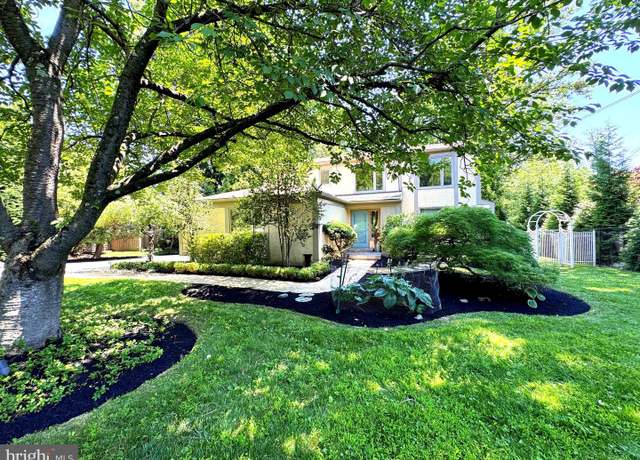 Property at 811 Hagys Ford Rd, Penn Valley, PA 19072, 4 beds, 3.5 baths