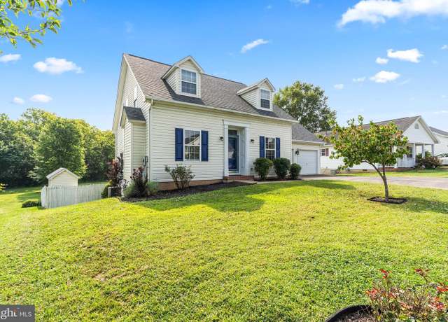 Property at 206 Sentry Ln, Martinsburg, WV 25401, 3 beds, 2 baths