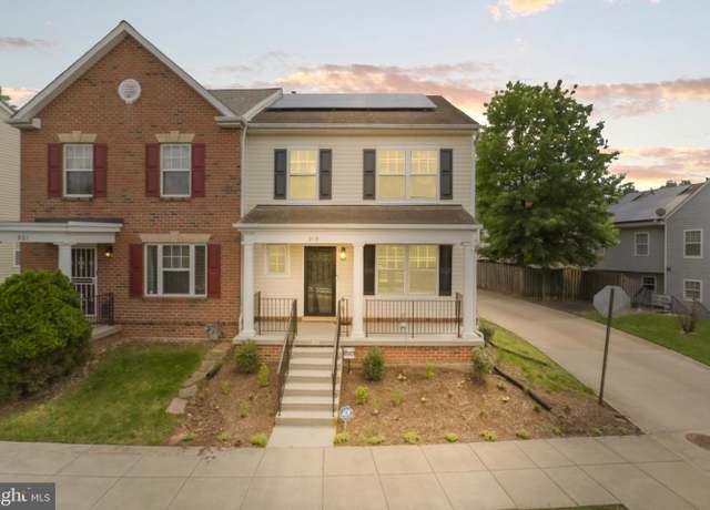 Property at 919 Blakney Ln SE, Washington, DC 20032, 3 beds, 2.5 baths