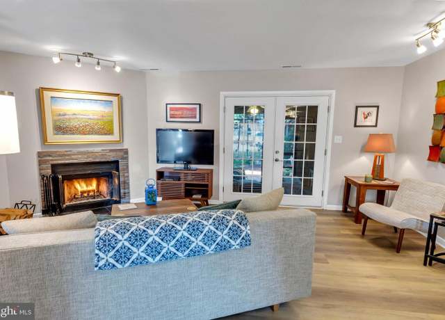 Property at 37293 Martin St #30, Rehoboth Beach, DE 19971, 3 beds, 2.5 baths