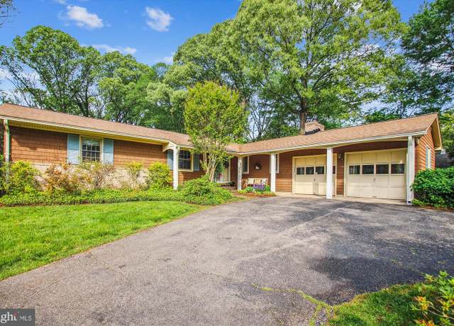 Property at 485 London Ln, Severna Park, MD 21146, 3 beds, 2.5 baths