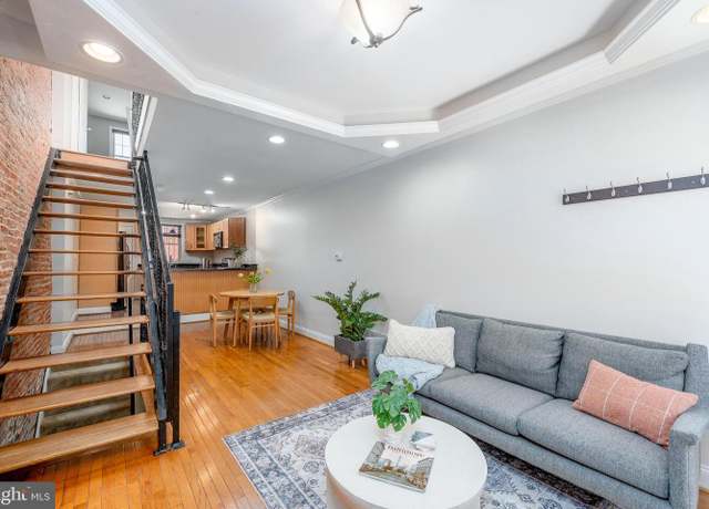 Property at 230 N Port St, Baltimore, MD 21224, 2 beds, 3 baths