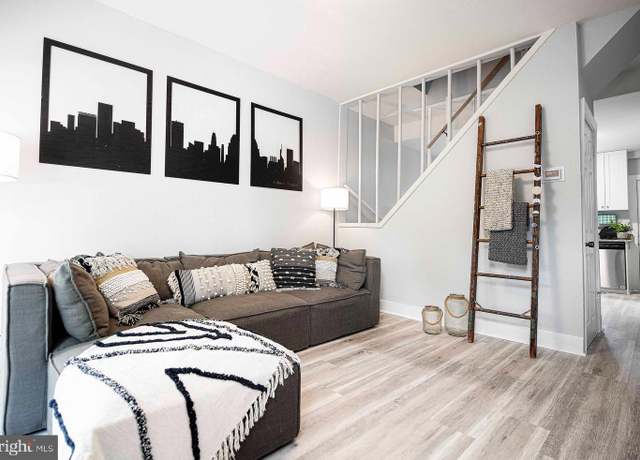 Property at 3232 Leverton Ave, Baltimore, MD 21224, 2 beds, 1 bath
