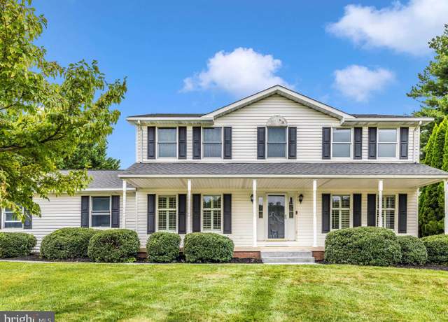 Property at 7002 Springdale Ln, Middletown, MD 21769, 5 beds, 3.5 baths
