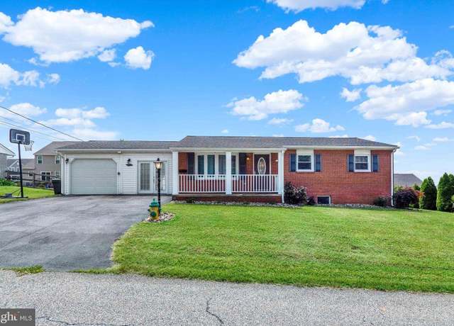 Property at 204 Young Ave, Boonsboro, MD 21713, 3 beds, 2 baths