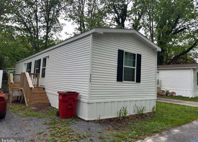 Property at 2501 Tilton Rd #323, Egg Harbor Township, NJ 08234, 3 beds, 1 bath