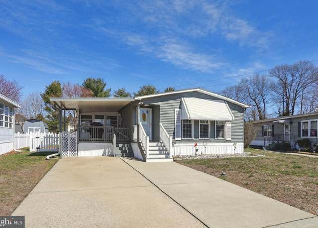 Property at 1122 Lemur Ln, Mount Laurel, NJ 08054, 2 beds, 2 baths